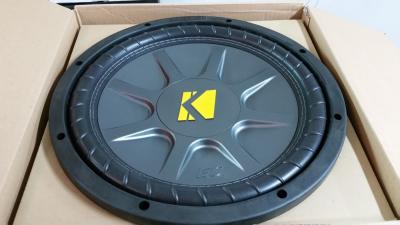 Bajo Kicker Es124